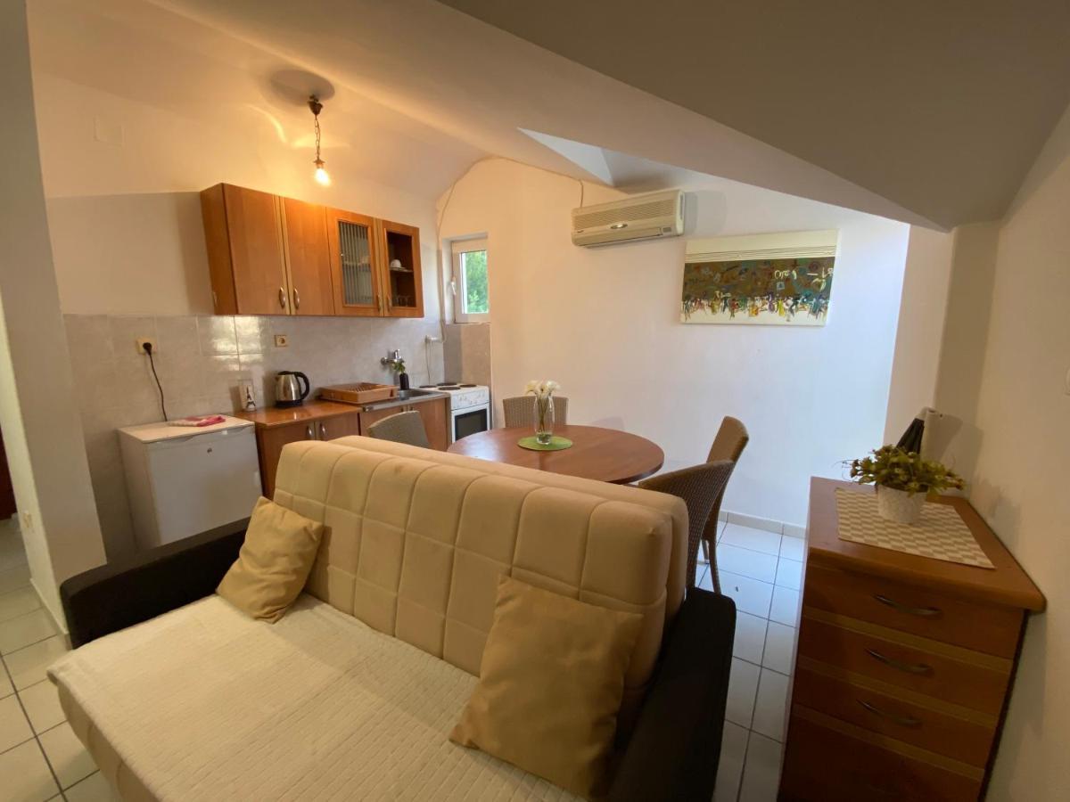 Apartments Mandarina Garden Petrovac Exterior foto