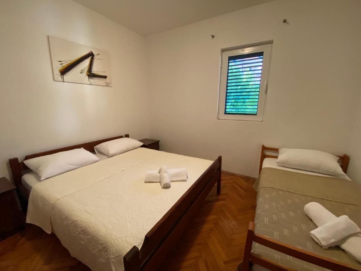 Apartments Mandarina Garden Petrovac Exterior foto