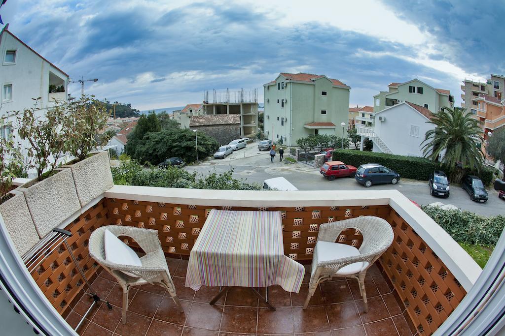 Apartments Mandarina Garden Petrovac Cameră foto