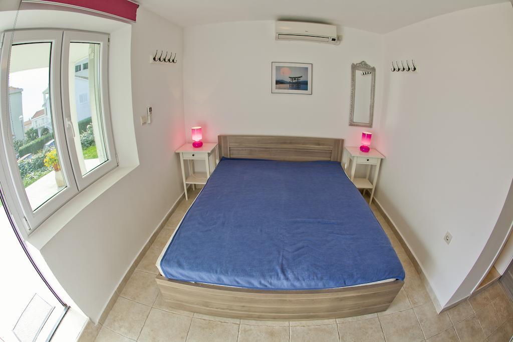 Apartments Mandarina Garden Petrovac Cameră foto
