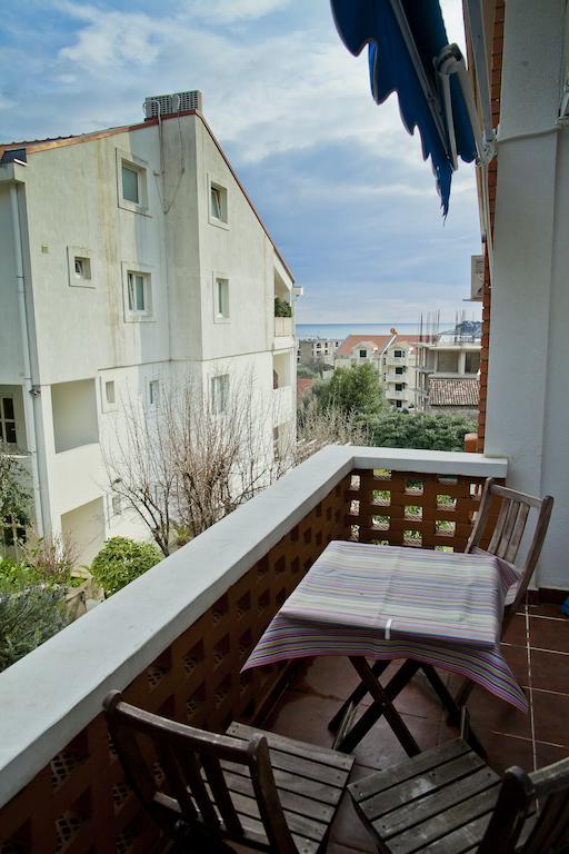 Apartments Mandarina Garden Petrovac Cameră foto