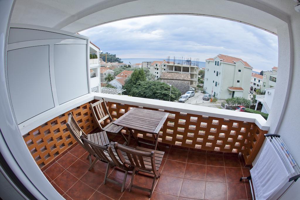 Apartments Mandarina Garden Petrovac Cameră foto
